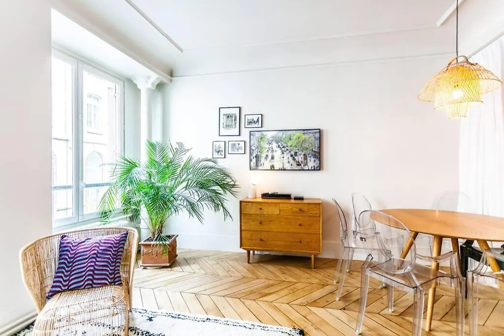 شقة Greeter-bel Parisien De 70m2 - St Lazare باريس